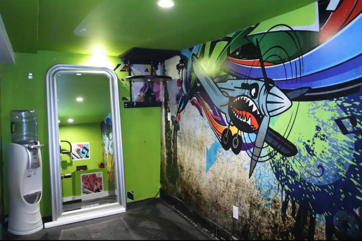 Bushwick Gem. Apartment New York Luaran gambar